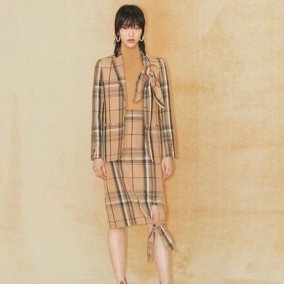 New Burberry Knot Detail Nova Check Driftwood Pattern Pencil Skirt NWT 0 US/2 UK - Picture 7 of 15